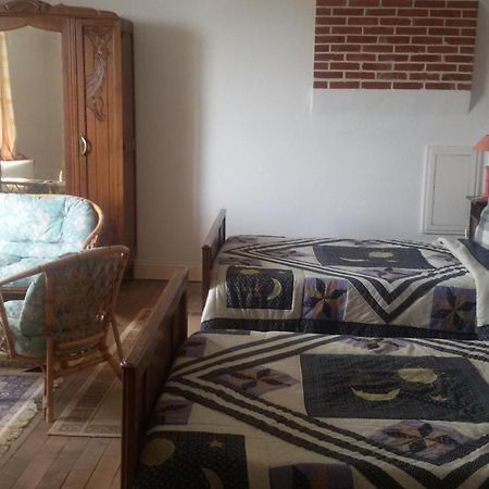 L'Escale Fleurie Bed & Breakfast Vincelles  Екстериор снимка